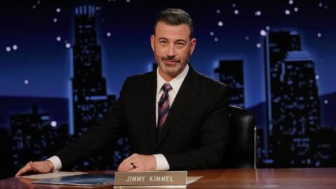 charlie kirk cinayeti yorumlari sonrasi askiya alinmisti jimmy kimmelin programi abcye bagli kanallarda devam edecek 5PazGygQ