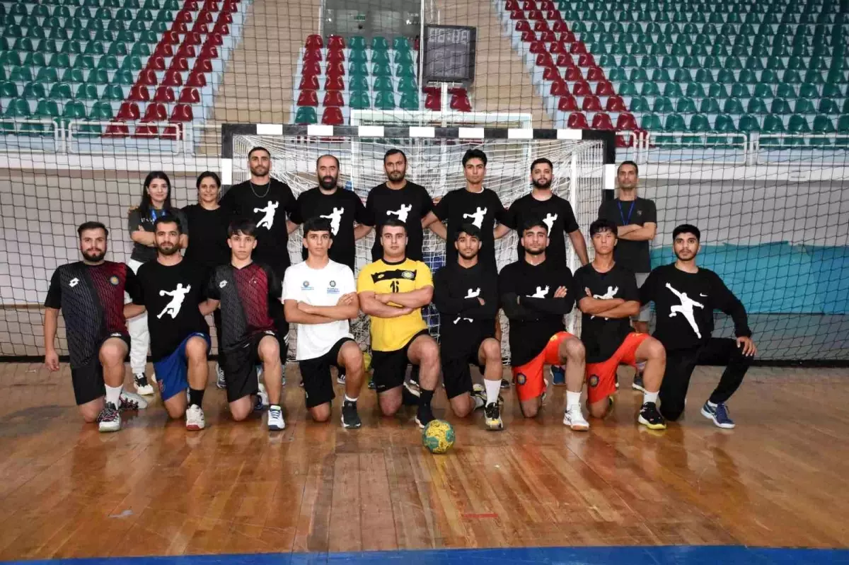 diyarbakir buyuksehir belediyespor hentbol takimi super lig hedefli ilk macina hazirlaniyor CqhTN4VS