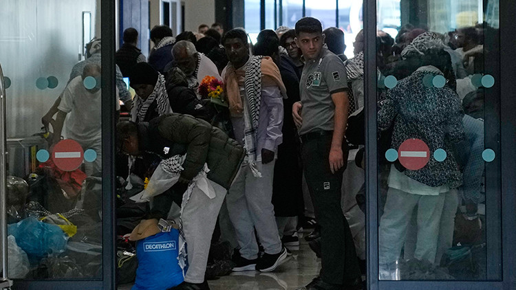 turkiyenin tahliye ettigi aktivistler israilde yasananlari anlatti LPq61Vbh