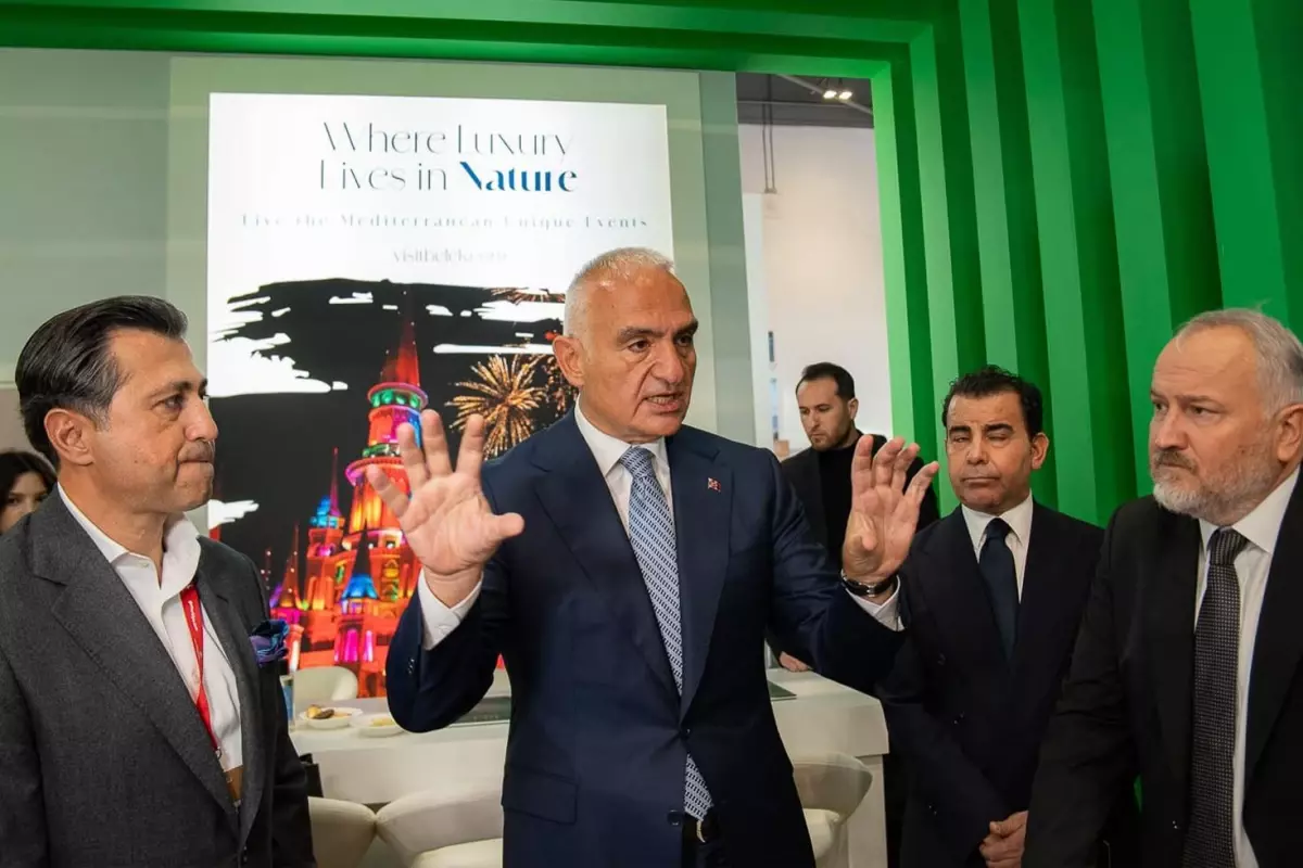 bakan ersoy turizm gelirinde yil sonu hedefimiz 64 milyar dolara emin adimlarla ilerliyoruz kwMYOGvD.jpg