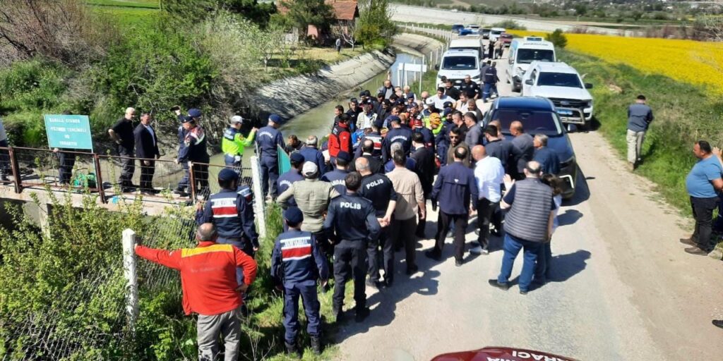 Ermenistan Seçimleri: Kararsız Oylar Belirleyici Olacak mı? Paşinyan Anayasa Değişikliği İçin Gerekli Çoğunluğu Bulabilecek mi?