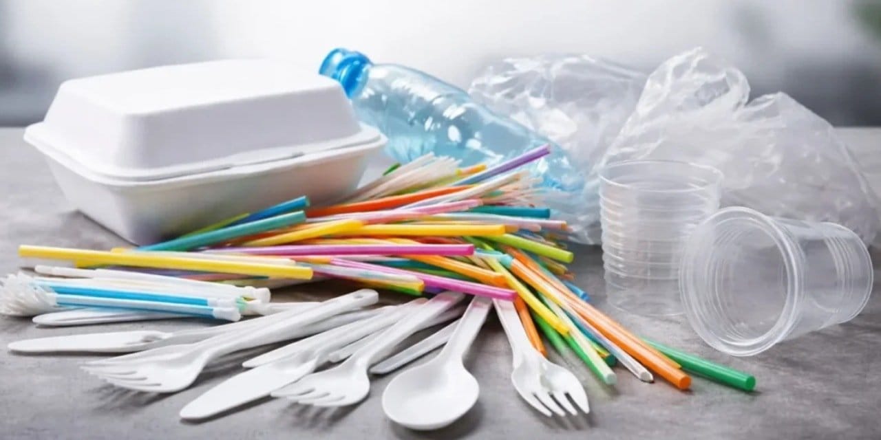 İran Eğitim Bakanlığı: ABD ve İsrail’in Saldırılarında 278 Öğrenci ve 67 Öğretmen Hayatını Kaybetti