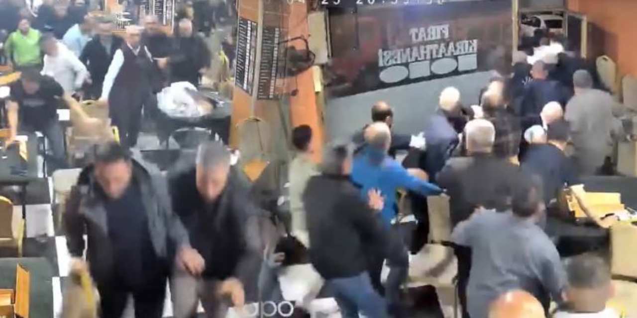 Sultangazi’de Trafik Gürültüsü Panik Yarattı: Vatandaşlar Deprem Korkusuyla Kaçtı