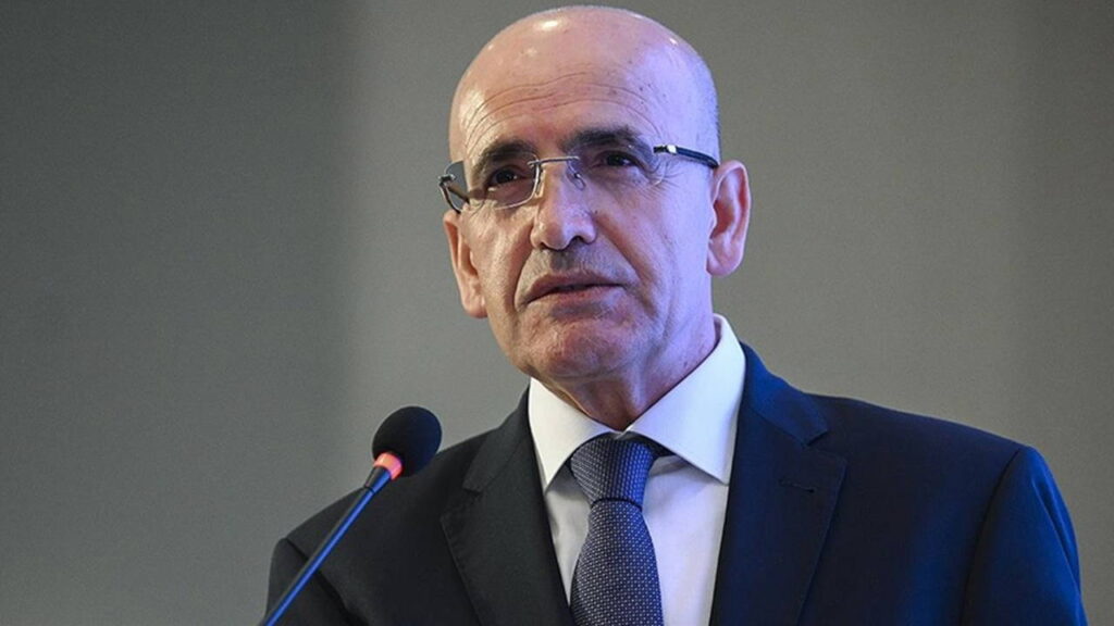 Karadeniz’de Elektronik Müdahale İddiası: İngiltere Savunma Bakanı’nın Uçağı Teknolojik Sorunlarla Karşılaştı
